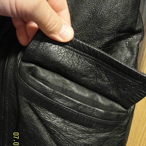 Levi's pea coat. - Picture 3 of 12